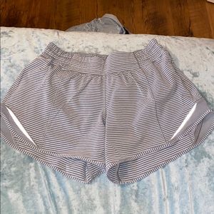 lululemon hotty hot shorts